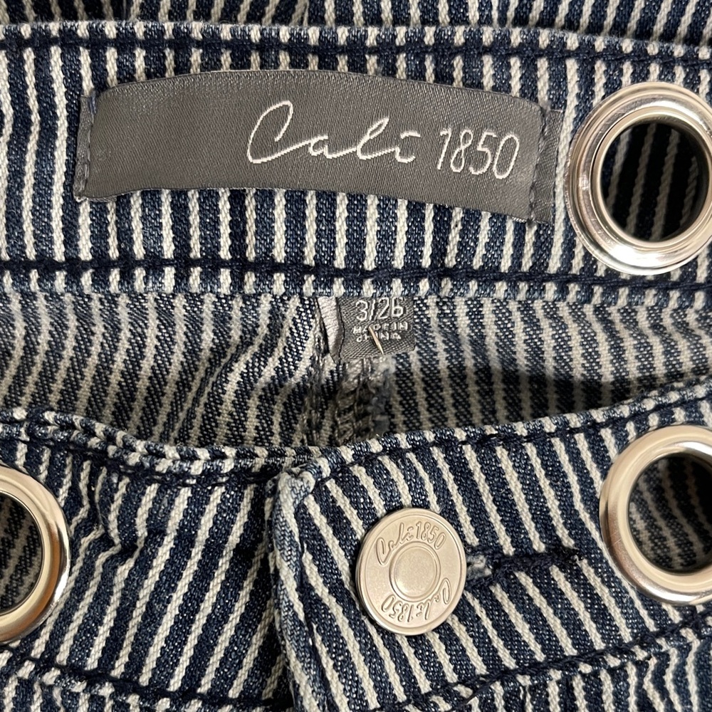 Cali 1850 Navy Striped Cropped Jeans